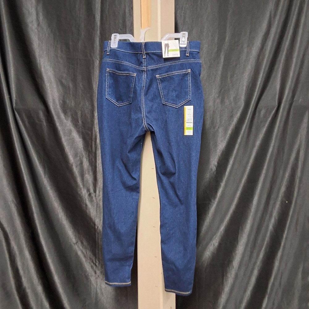 Time and Tru Blue Skinny Jeans Classic Style - Picture 11 of 16